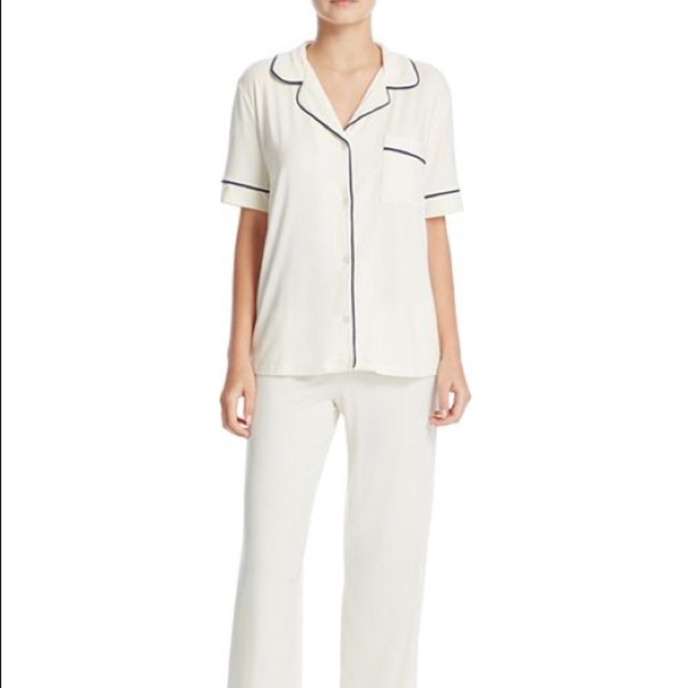 Beautiful NWT EBERJEY PJS!!